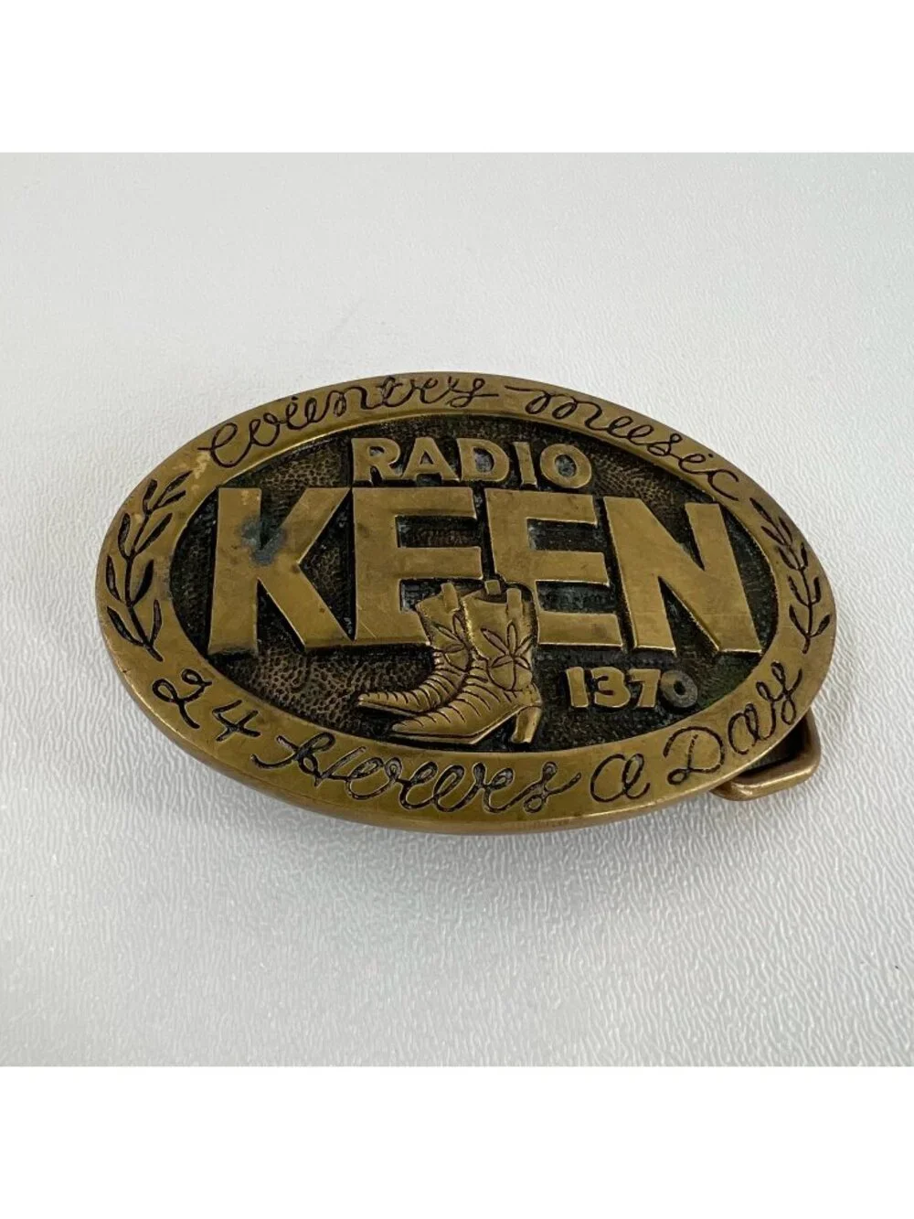 Vintage KEEN 1370 Radio Country Music Brass Belt Buckle The Buckle Works Western